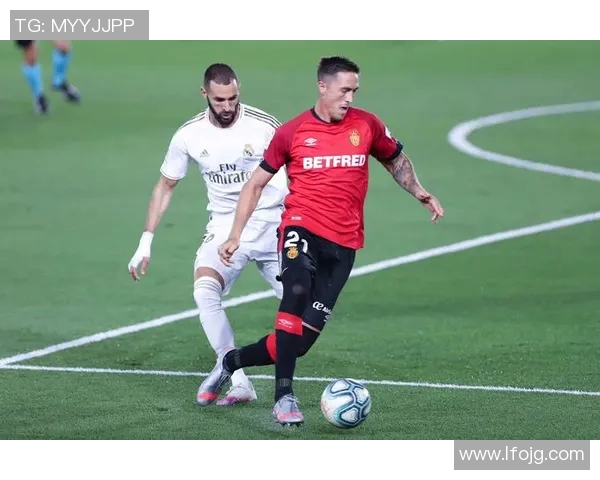 巴伦西亚客场不敌赫罗纳,遭遇两连败局面加重 巴伦西亚客场不敌赫罗纳,遭遇两连败局面加重