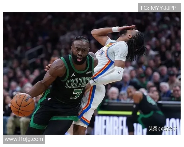 NBA杰伦布朗干拔投篮技巧解析与比赛精彩瞬间回顾 NBA杰伦布朗干拔投篮技巧解析与比赛精彩瞬间回顾