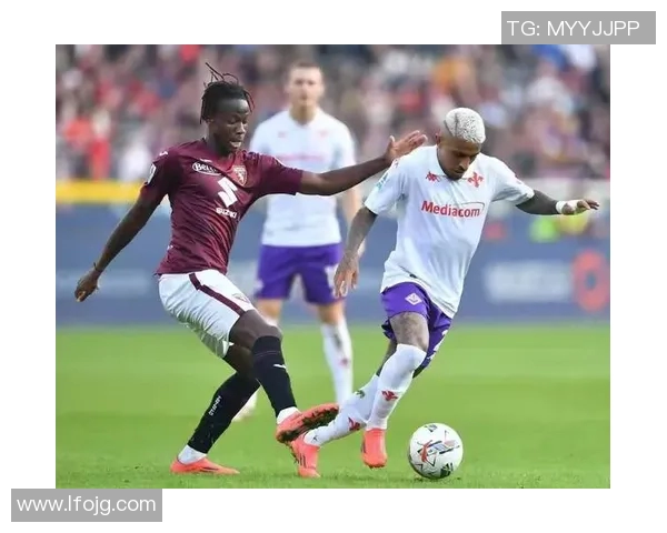 意甲联赛重燃战火,尤文图斯将迎战AC米兰,激战即将上演 意甲联赛重燃战火,尤文图斯将迎战AC米兰,激战即将上演