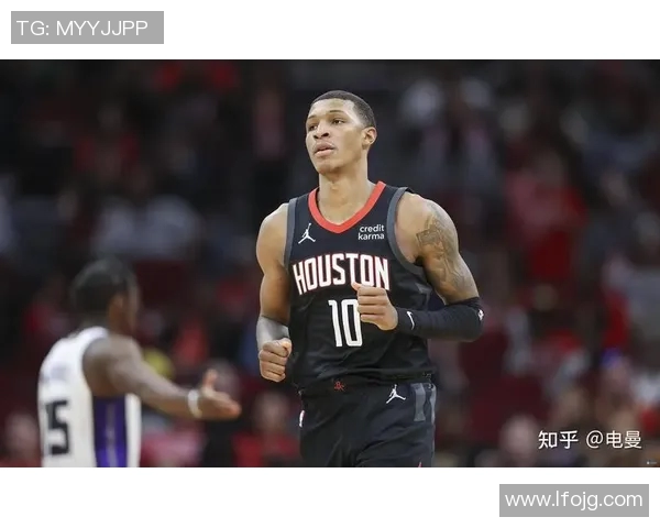 马刺队击败中国男篮，双方互相切磋新赛季策略